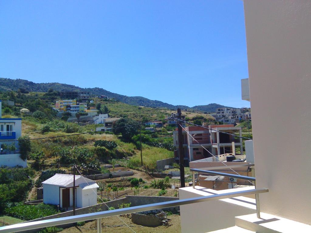 Maria Apartments Agia Pelagia Exteriör bild